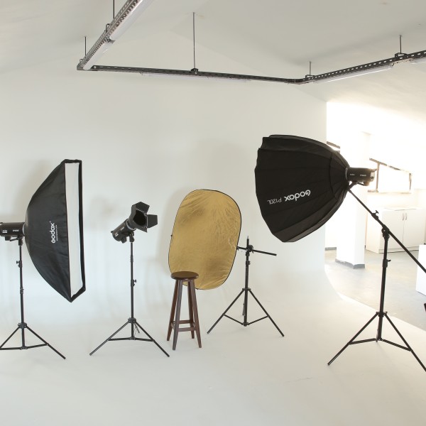 DigiART Photo Studio - Profesyonel Ürün Çekimi Hizmeti